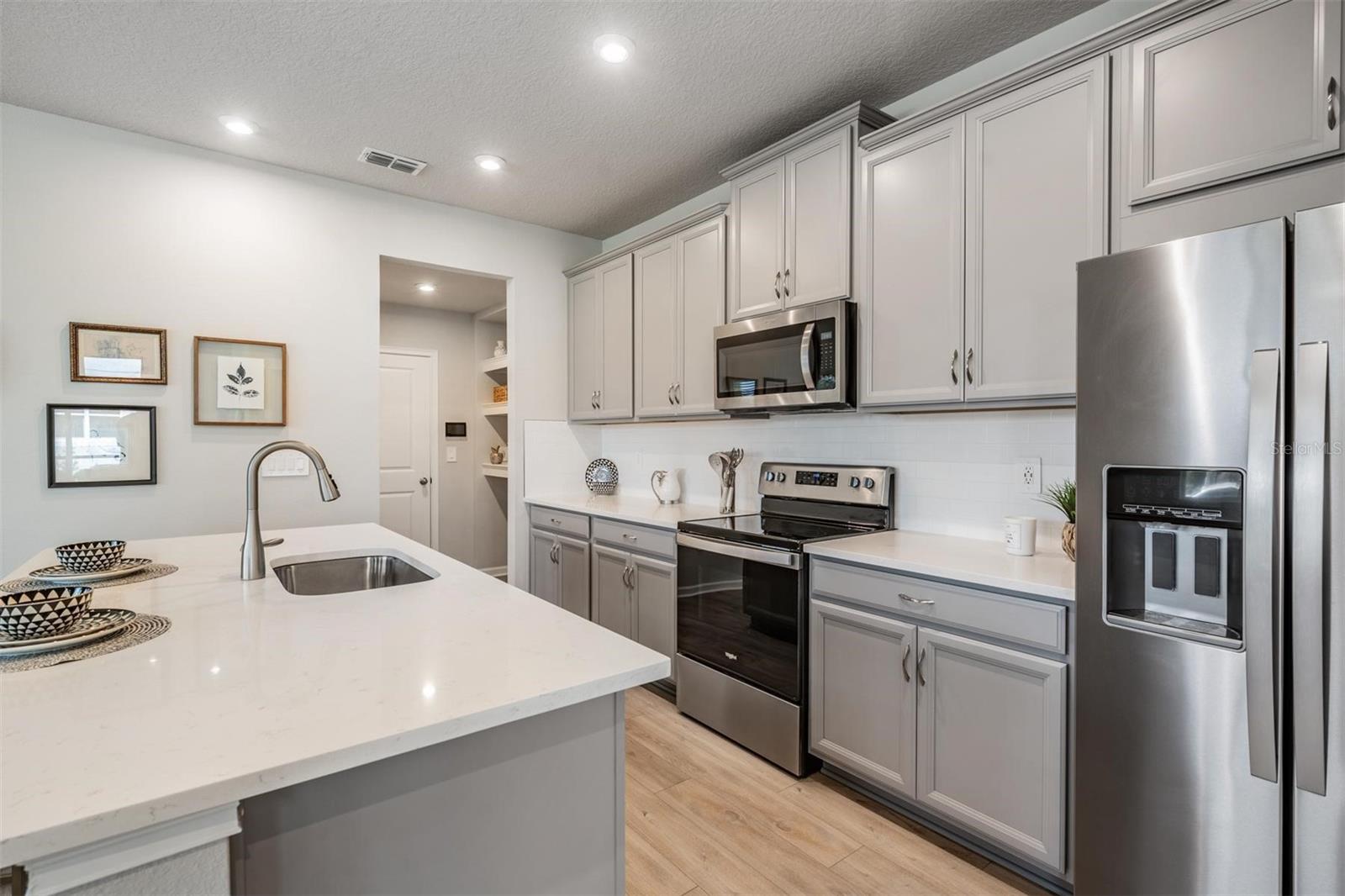 PARKVIEW/LONG LAKE RANCH - Residential