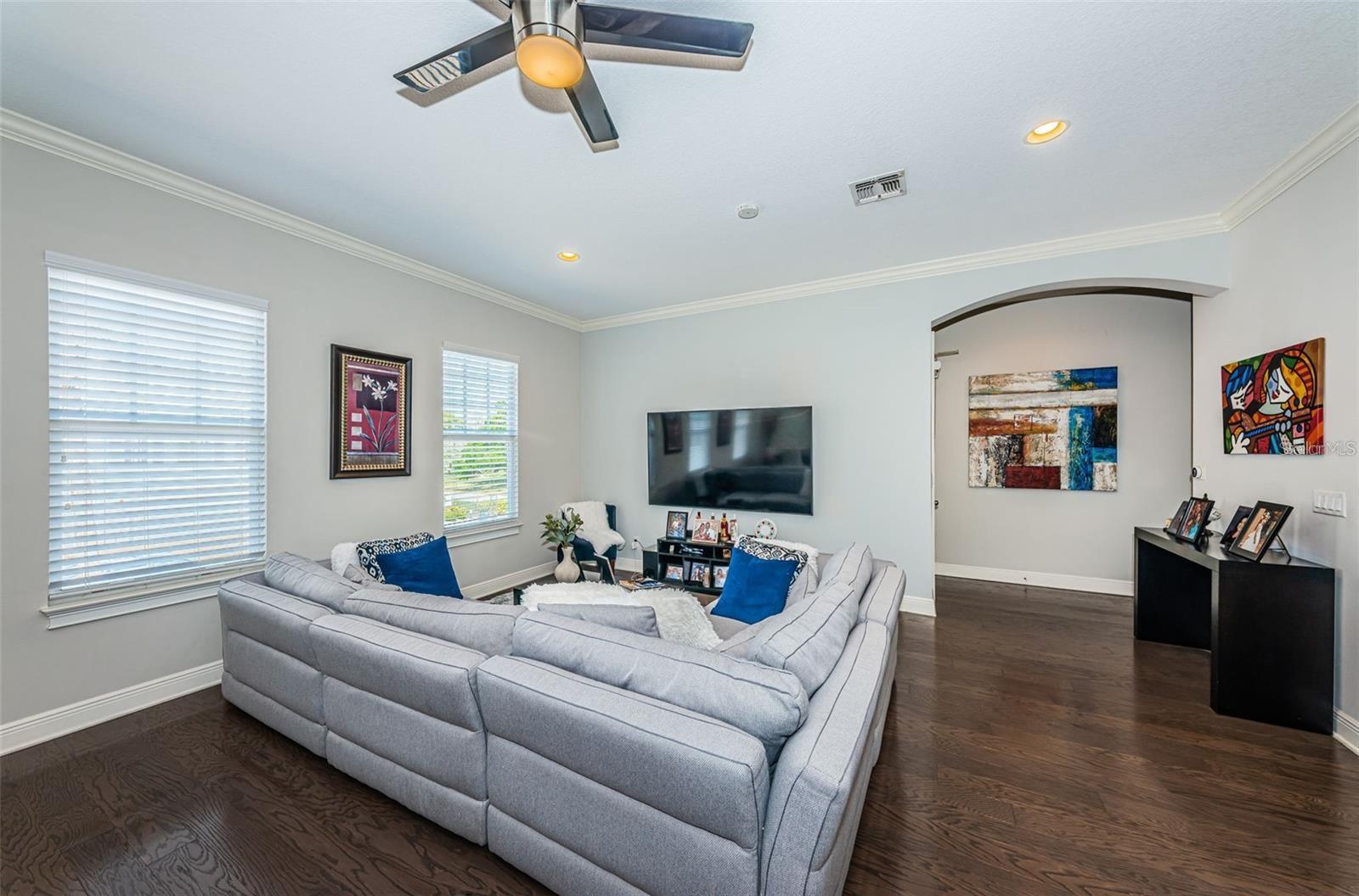 GREVILLA COURT - Residential