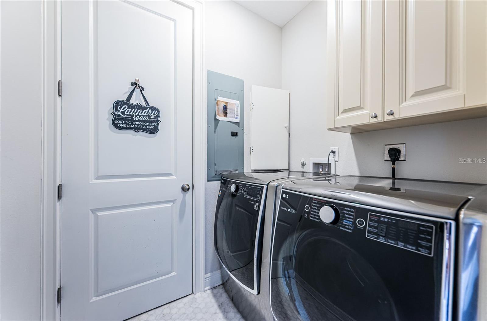 GREVILLA COURT - Residential