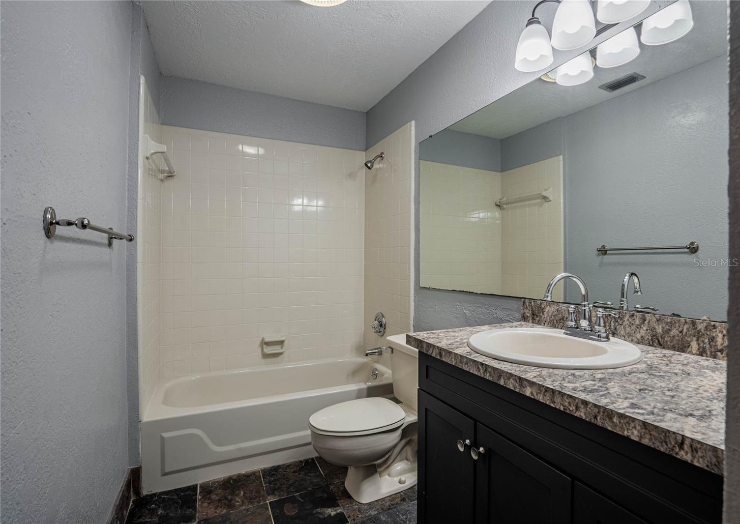 GRENELEFE ESTATES - Residential Lease