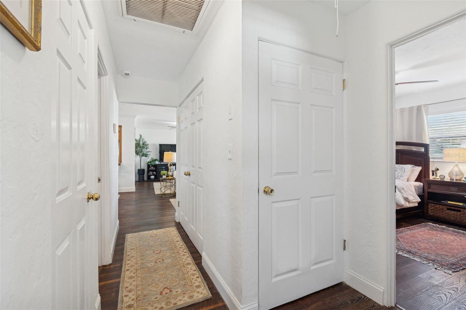 HOLIDAY PARK - Residential