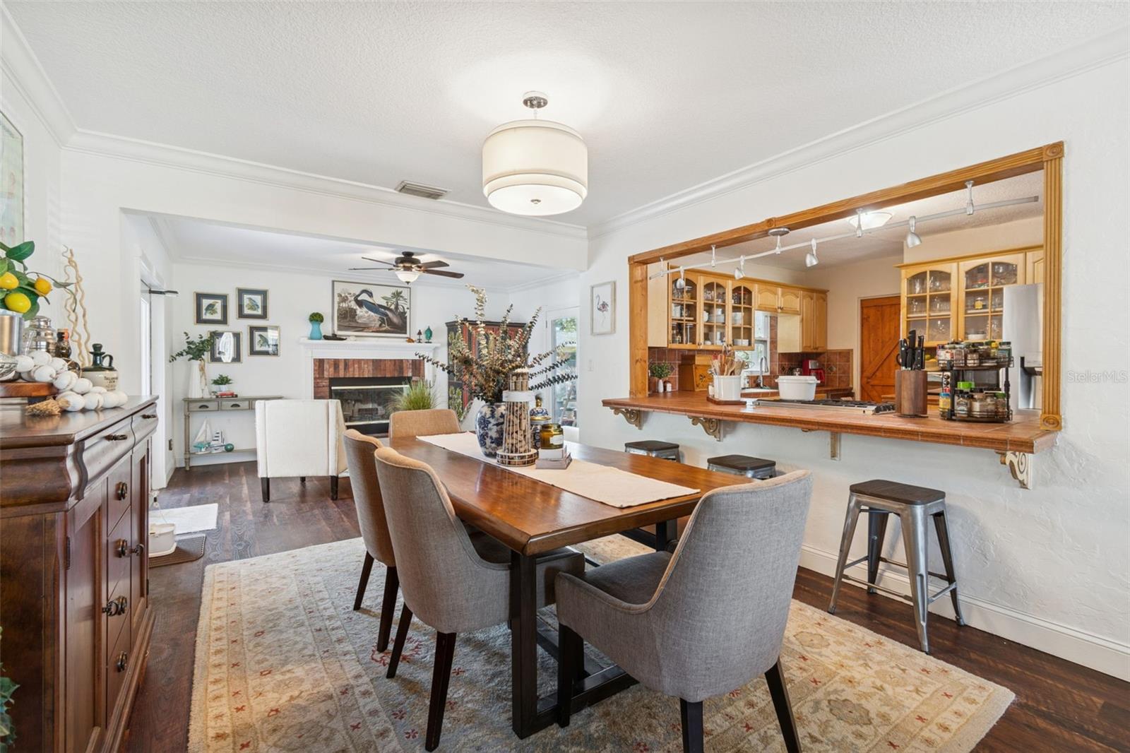 HOLIDAY PARK - Residential