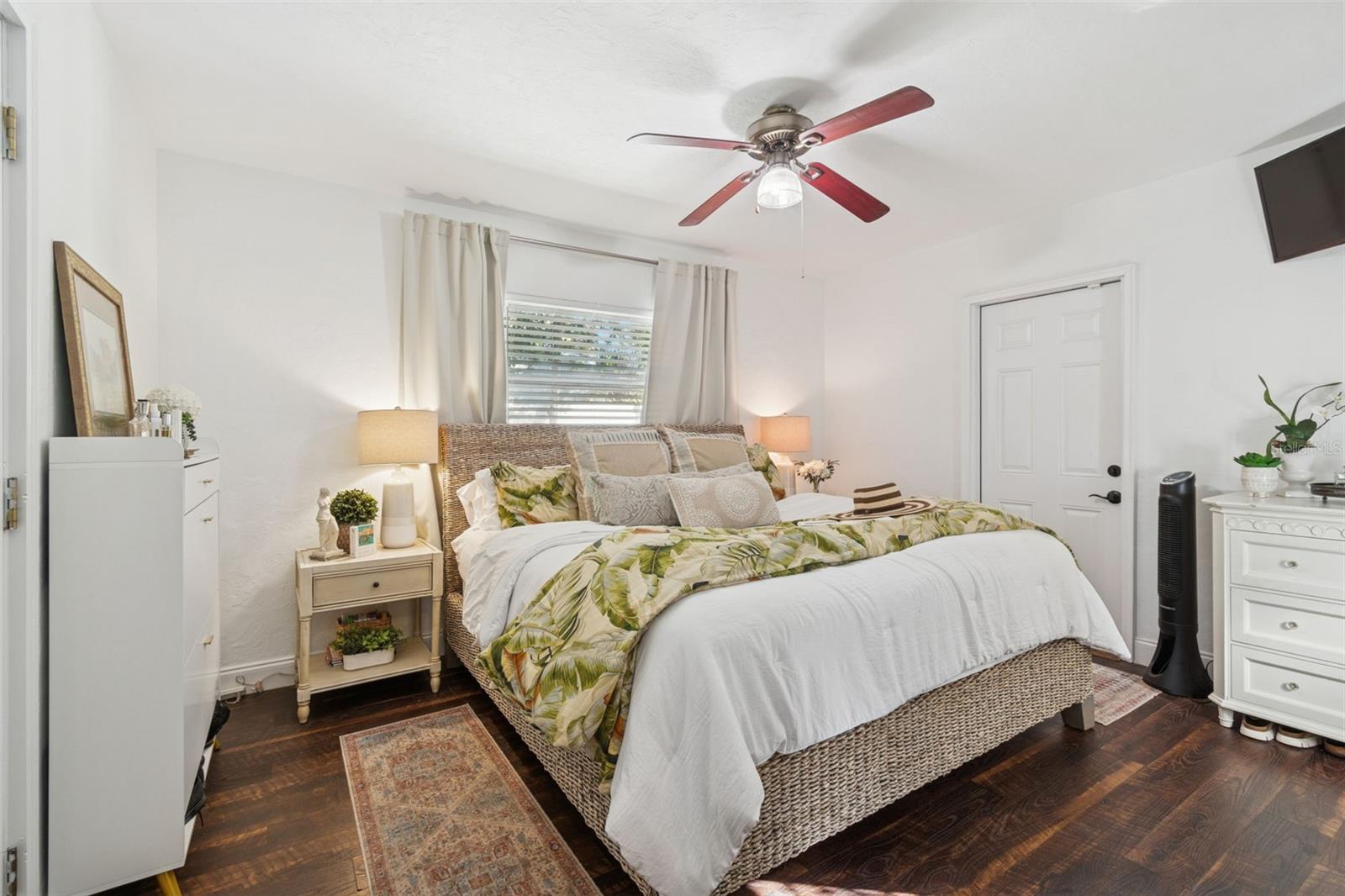 HOLIDAY PARK - Residential