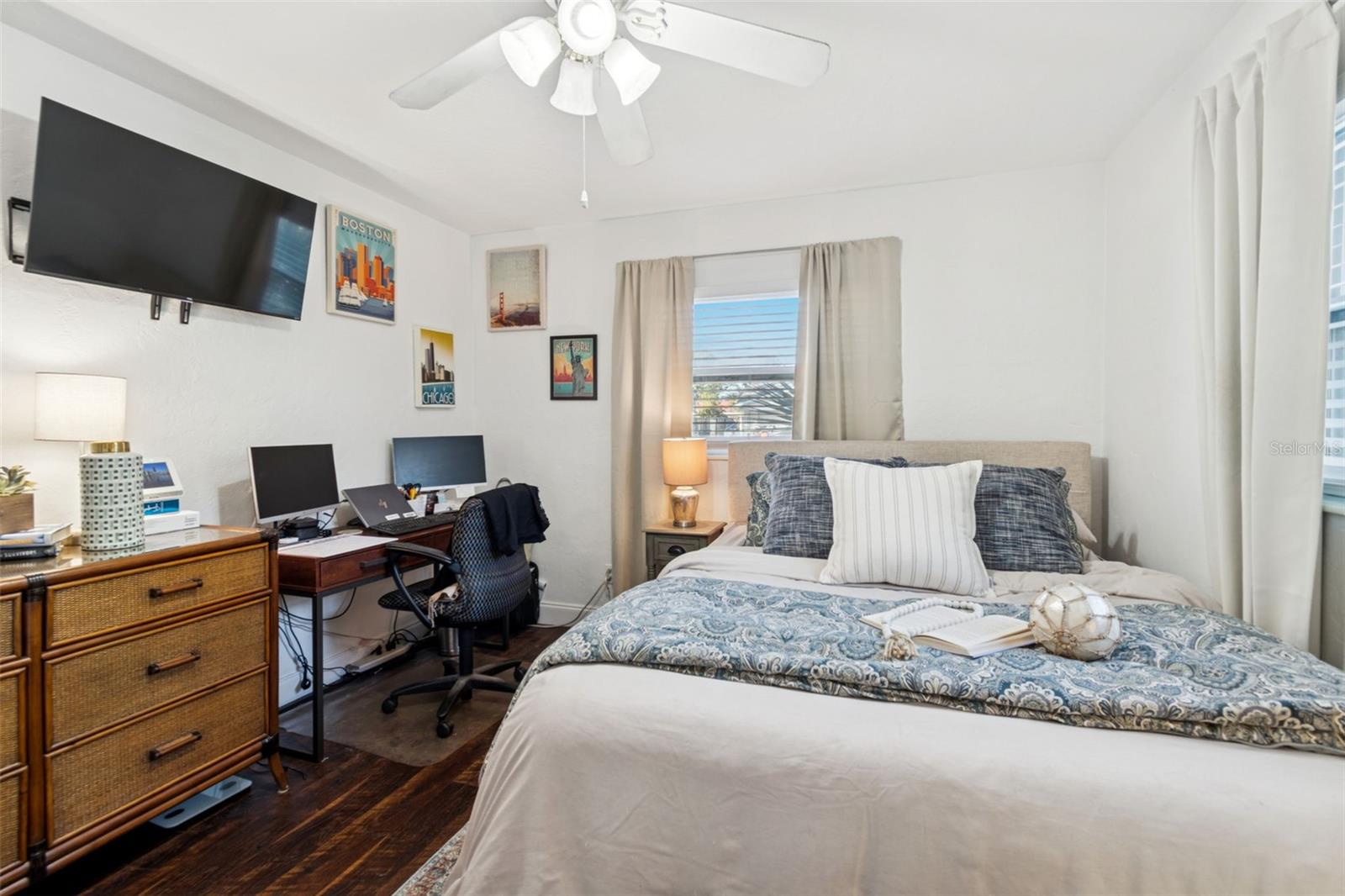 HOLIDAY PARK - Residential