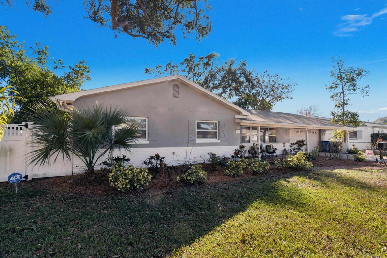 HOLIDAY PARK - Residential