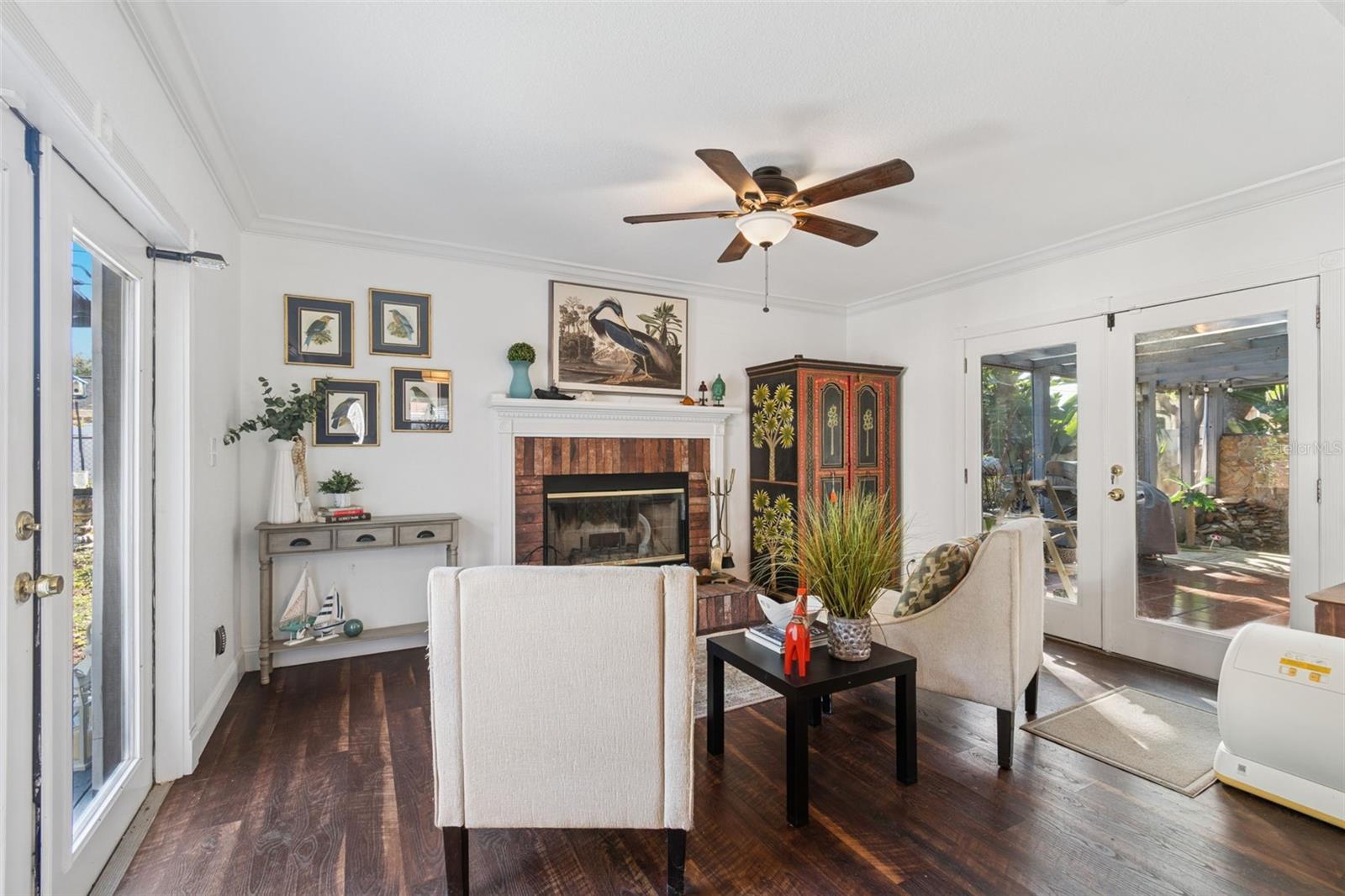 HOLIDAY PARK - Residential