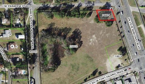 Tiny photo for 1600 SE Us Highway 19, Crystal River, FL 34429 (MLS # TB8400009)