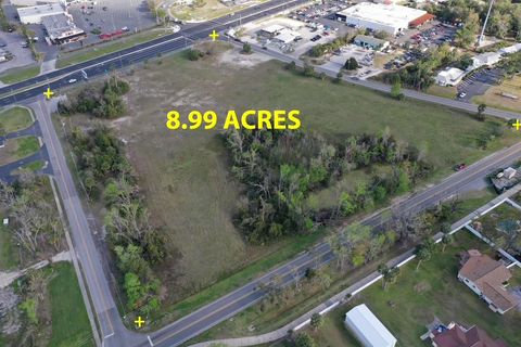 Tiny photo for 1600 SE Us Highway 19, Crystal River, FL 34429 (MLS # TB8400009)