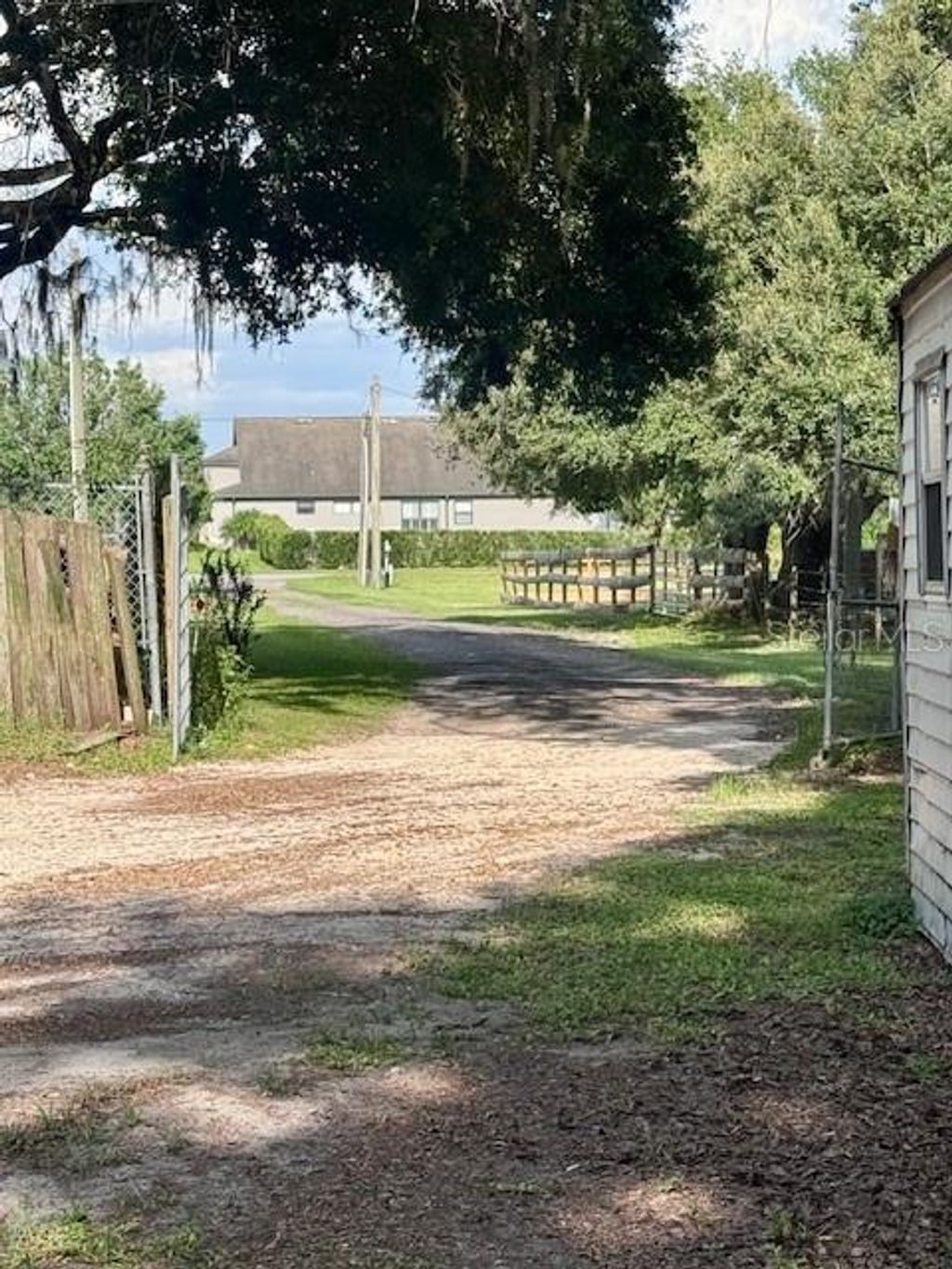 Photo of 3113 S Wiggins Road, Plant City, FL 33566 (MLS # TB8408027)