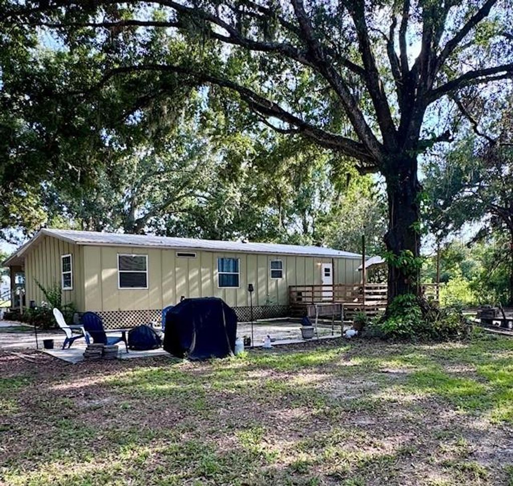 Photo of 3113 S Wiggins Road, Plant City, FL 33566 (MLS # TB8408027)