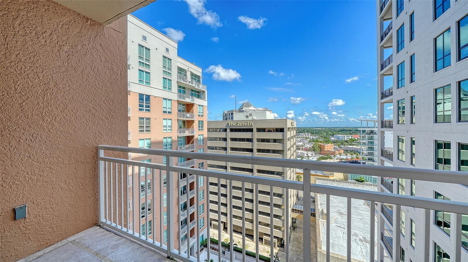 1350 MAIN STREET 1409, SARASOTA, FL, 34236 4 1350 MAIN STREET 1409