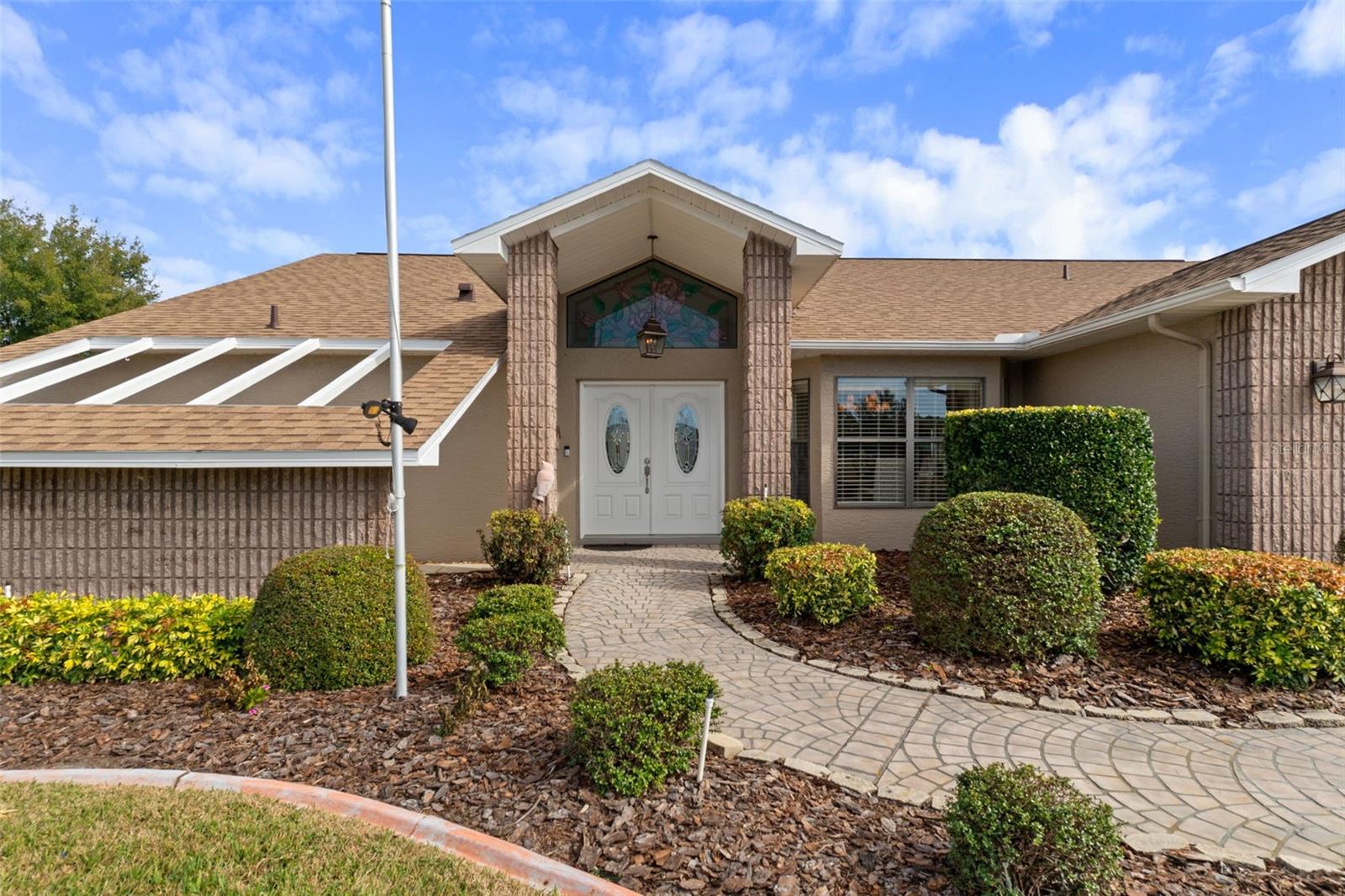 SEVEN HILLS - Residential