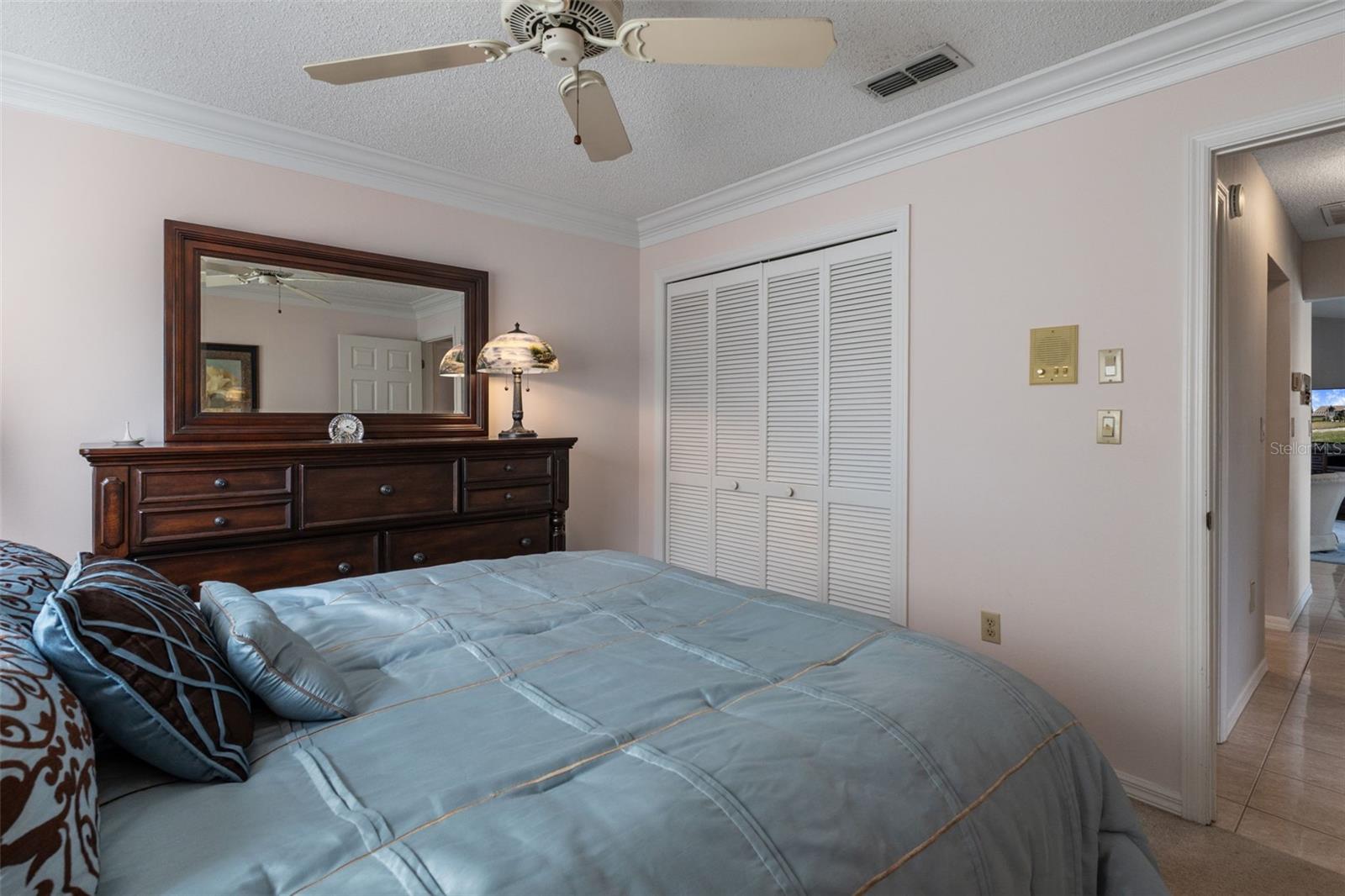 SEVEN HILLS - Residential