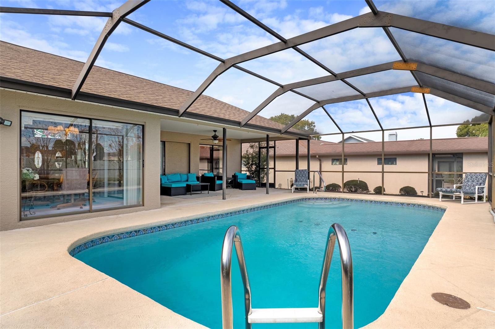 SEVEN HILLS - Residential