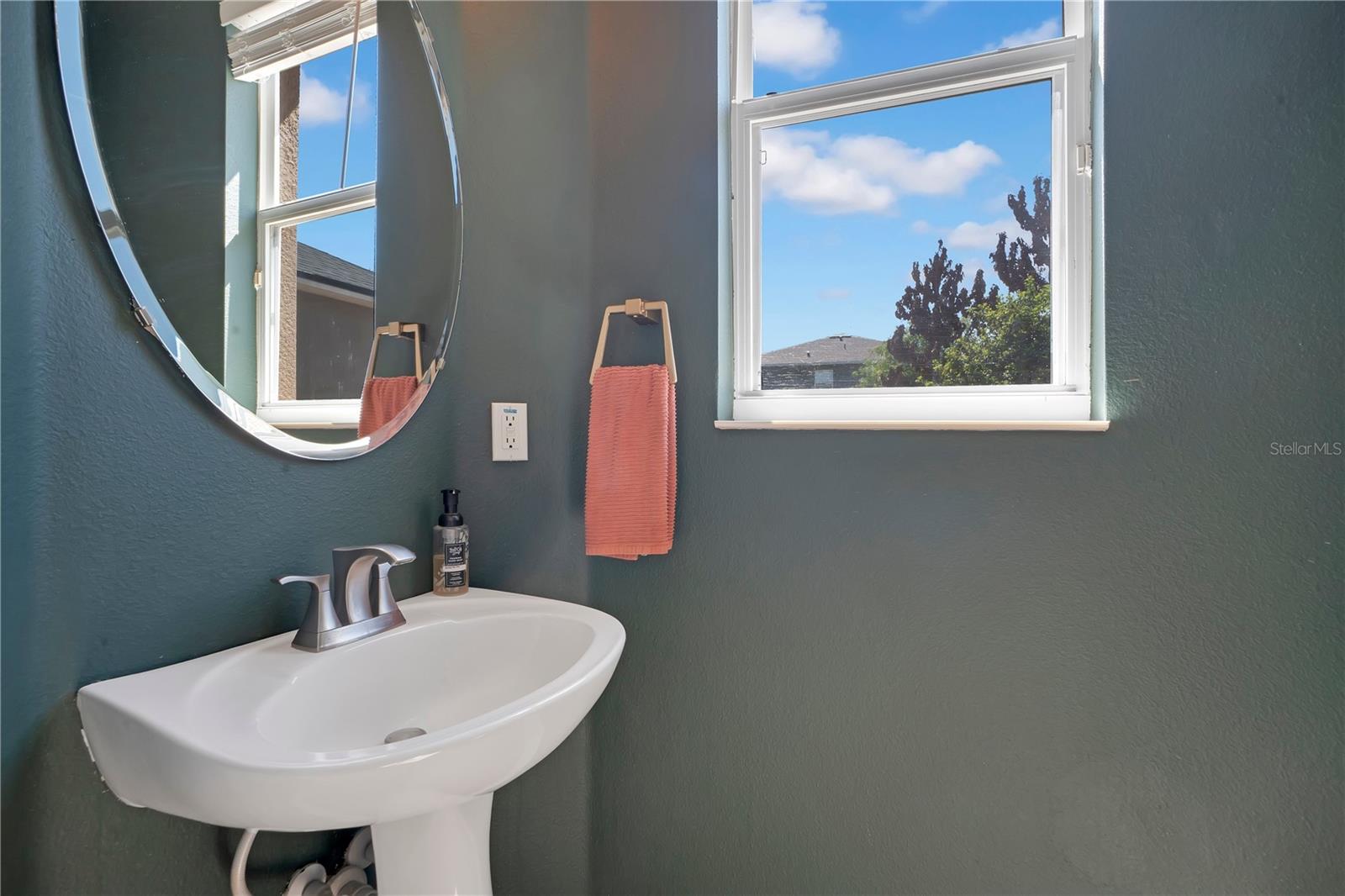 MOSS PARK RDG - Residential