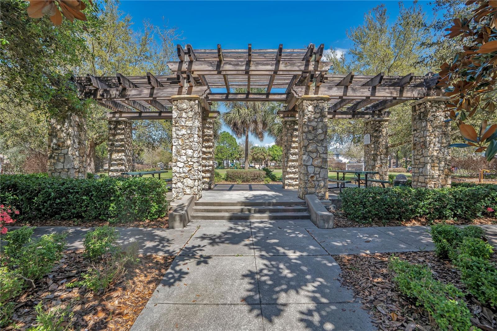 MOSS PARK RDG - Residential