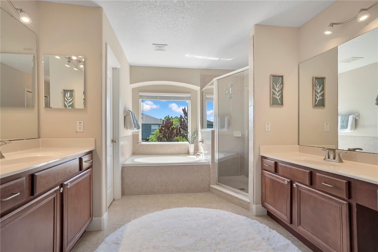 MOSS PARK RDG - Residential