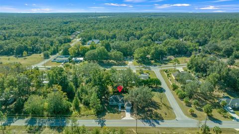 A home in DUNNELLON