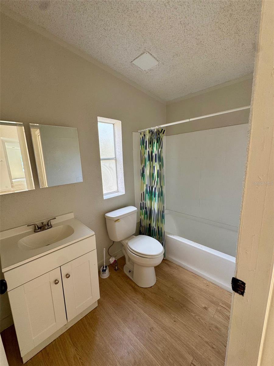 FOX RUN - Residential