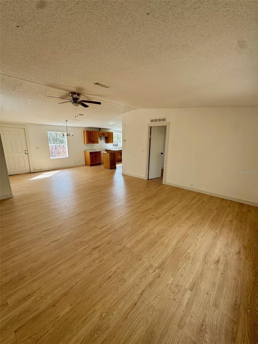 FOX RUN - Residential