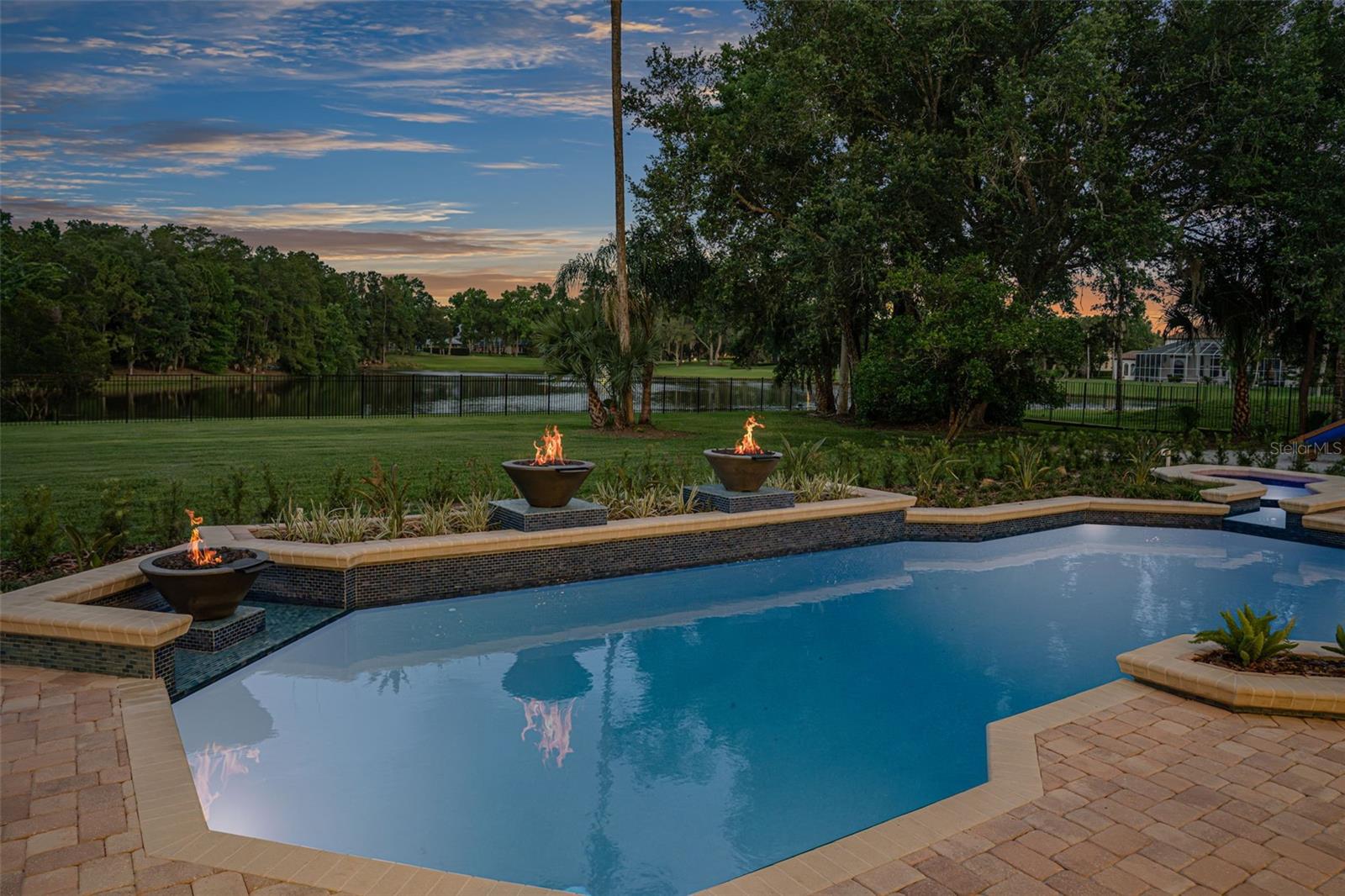 3147 TALA LOOP