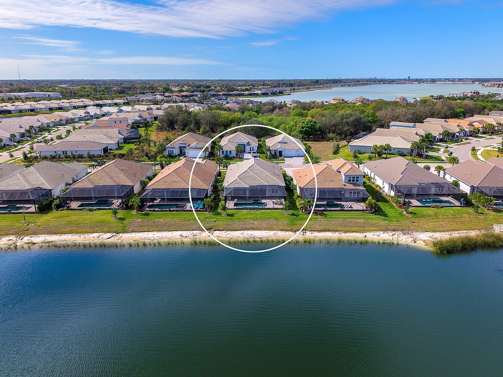 LAKEHOUSE COVE AT WATERSIDE - Residential