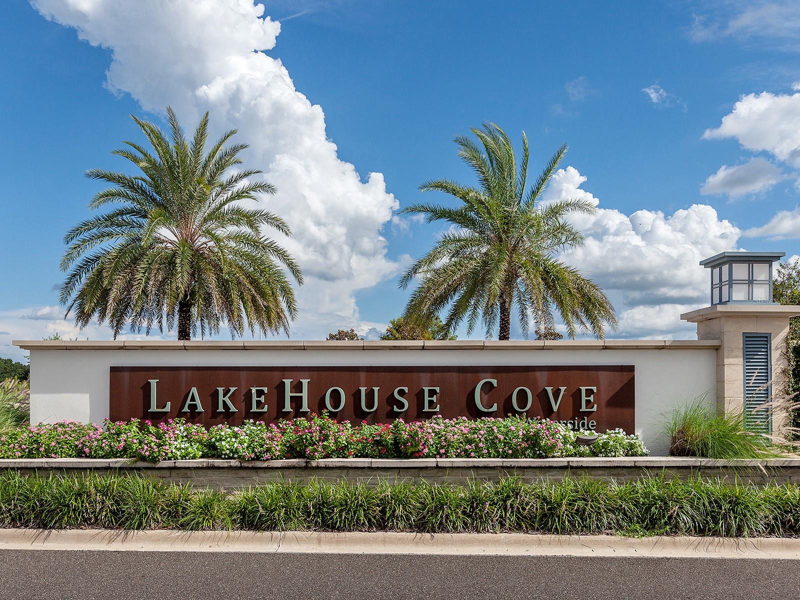 LAKEHOUSE COVE AT WATERSIDE - Residential