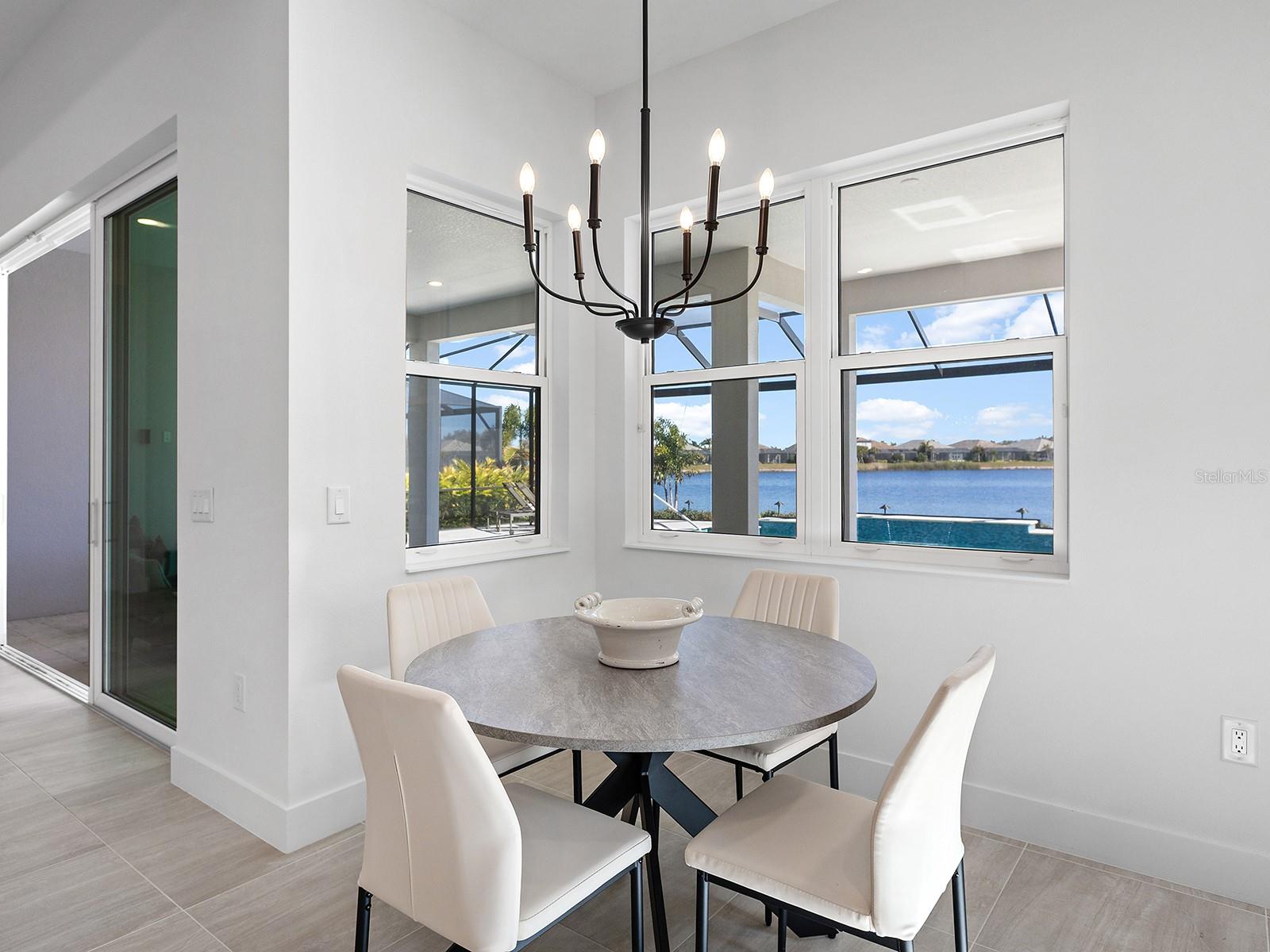 LAKEHOUSE COVE AT WATERSIDE - Residential