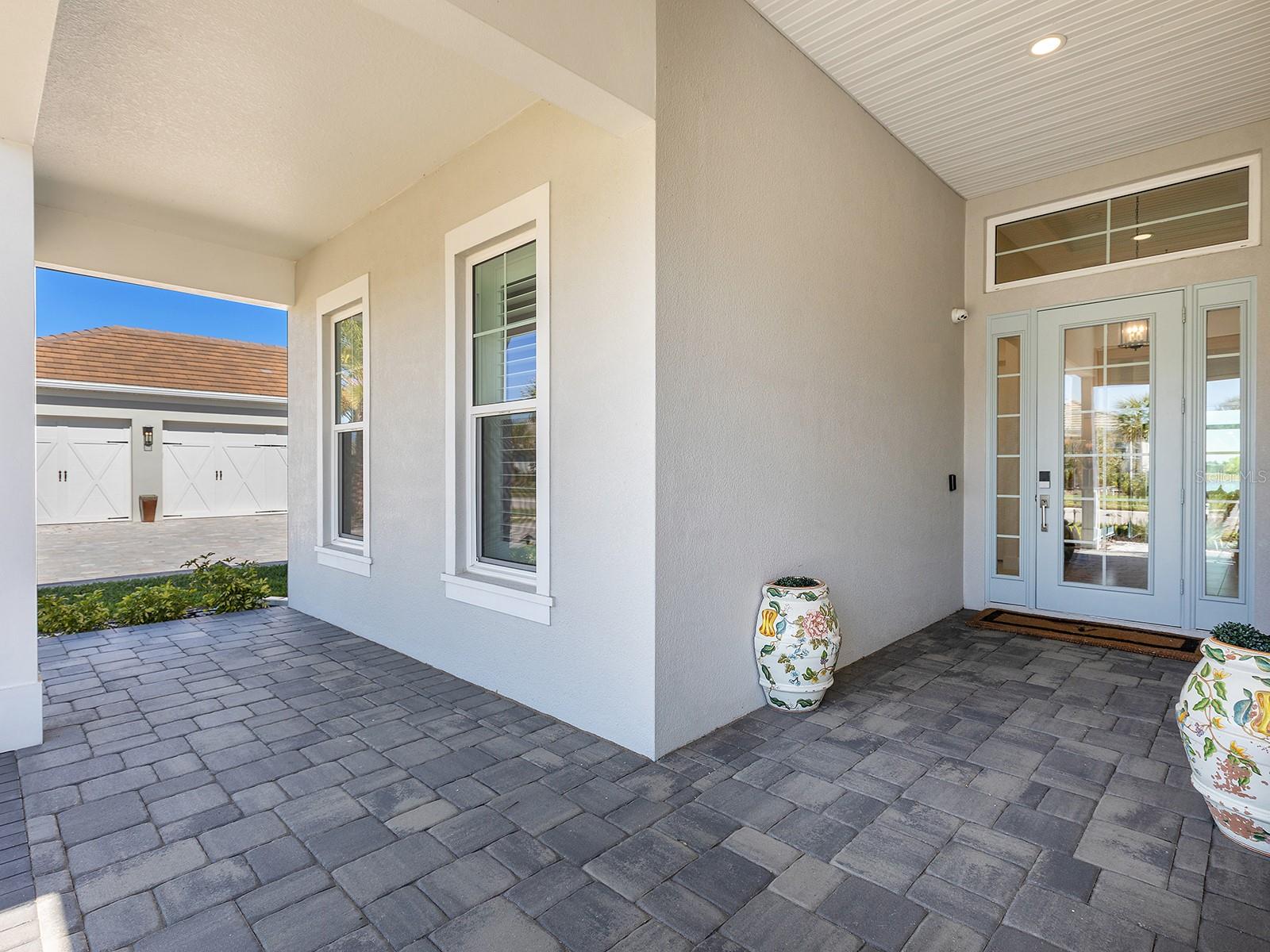 LAKEHOUSE COVE AT WATERSIDE - Residential