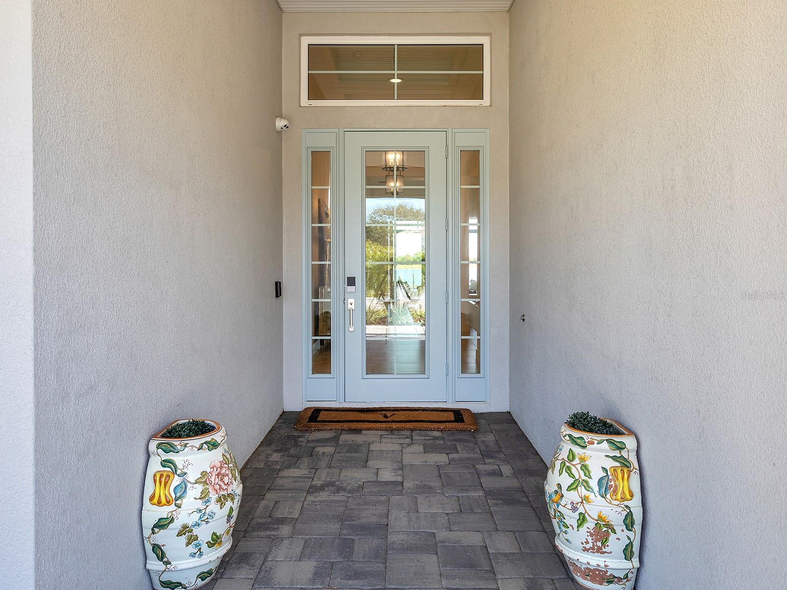 LAKEHOUSE COVE AT WATERSIDE - Residential