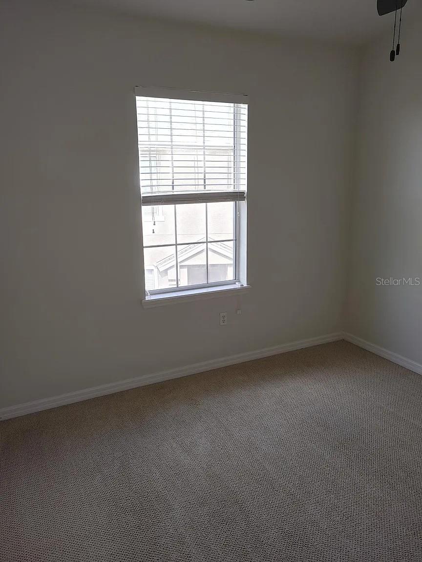 EAGLE PALM PH II - Residential Lease