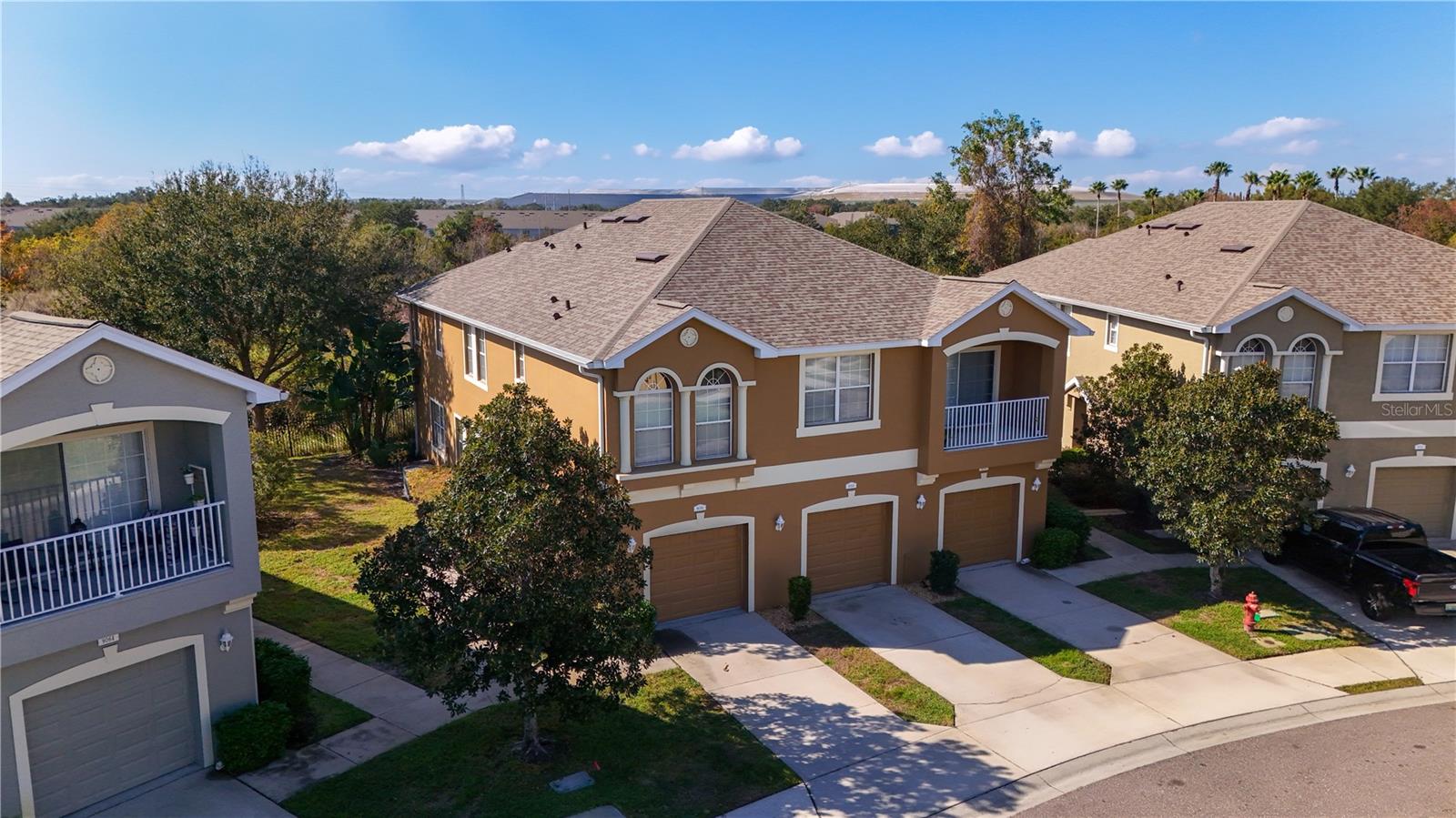 EAGLE PALM PH II - Residential Lease