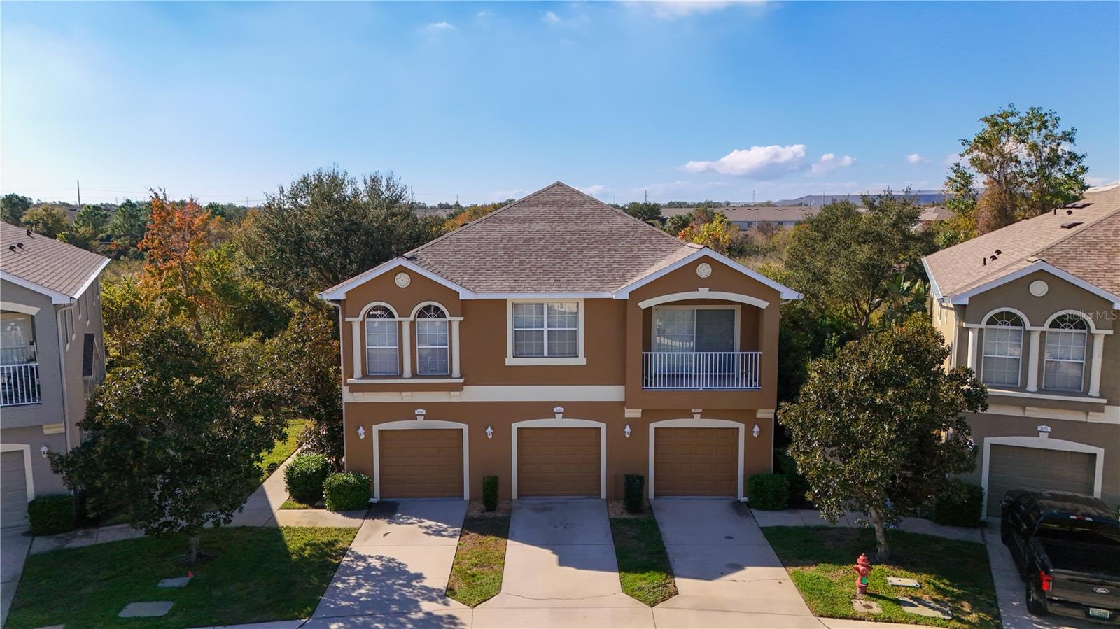 EAGLE PALM PH II - Residential Lease