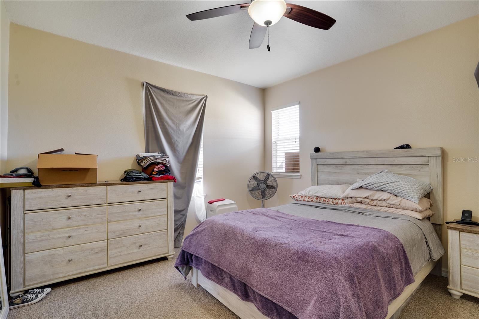 EAGLE PALM PH II - Residential Lease