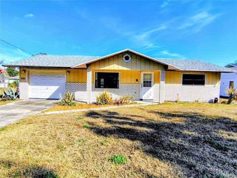 Photo of 926 Cr 467, Lake Panasoffkee, FL 33538 (MLS # G5108330)