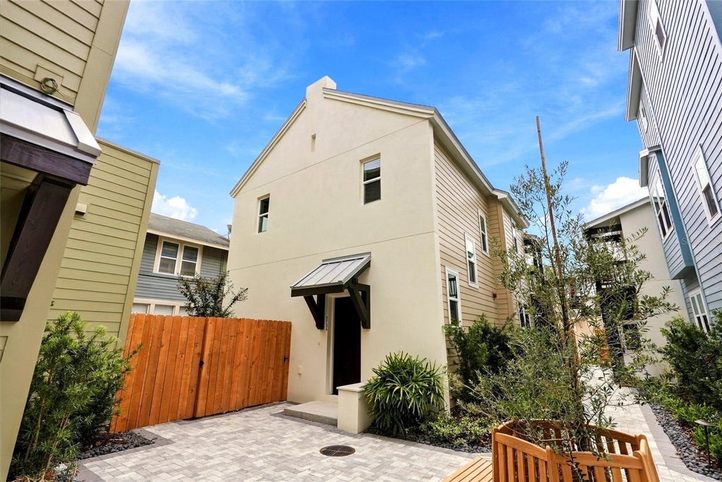 Photo of 2534 1st Avenue N, St Petersburg, FL 33713 (MLS # TB8553311)