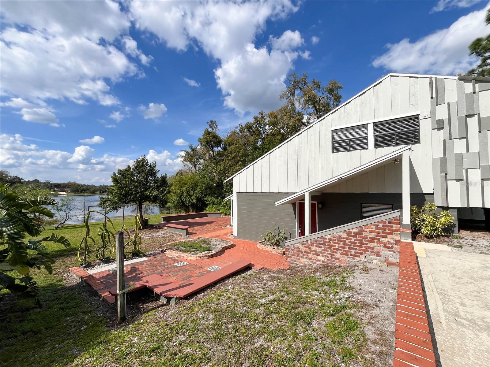 SANLANDO - Residential