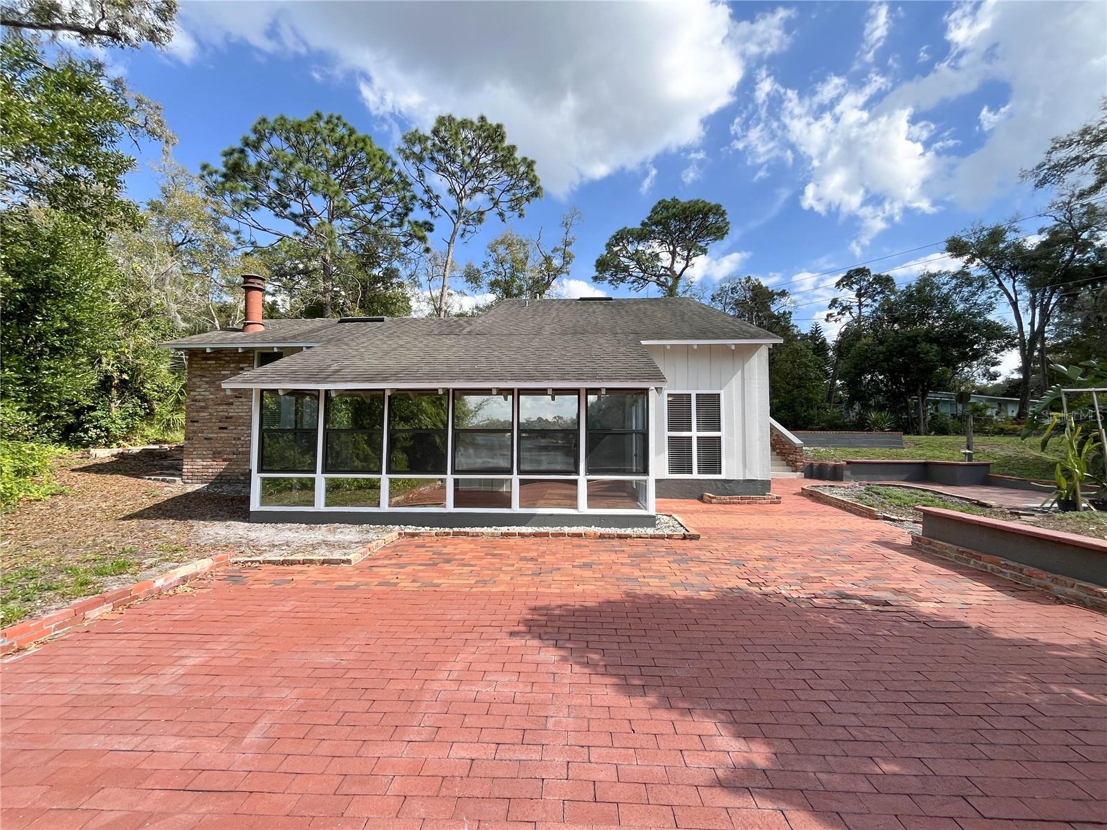 SANLANDO - Residential