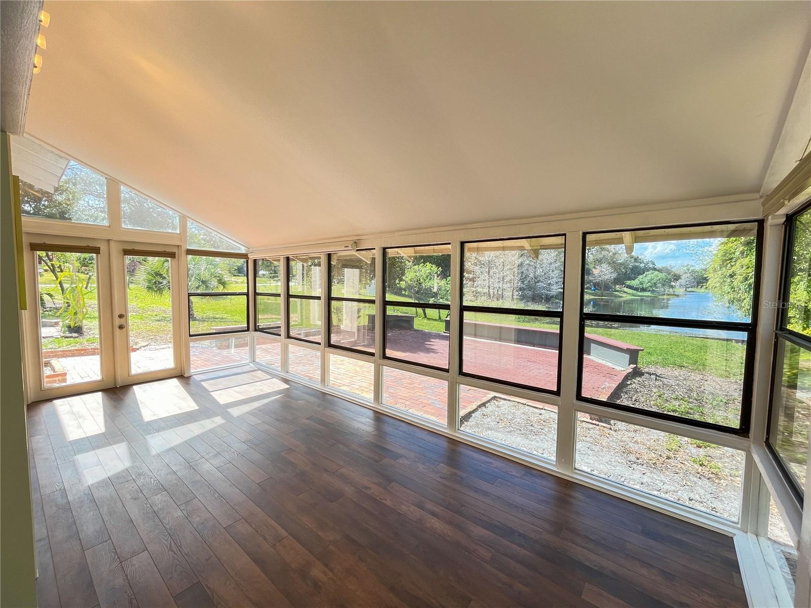 SANLANDO - Residential