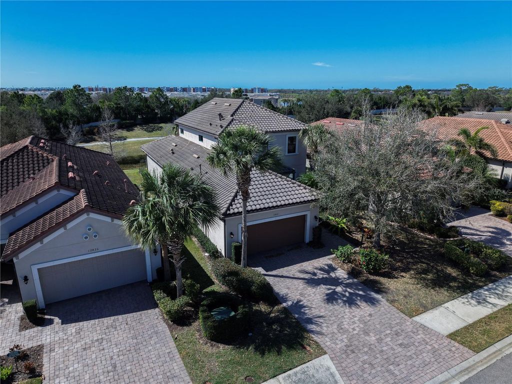Photo of 12822 Del Corso Loop, Bradenton, FL 34211 (MLS # A4683334)
