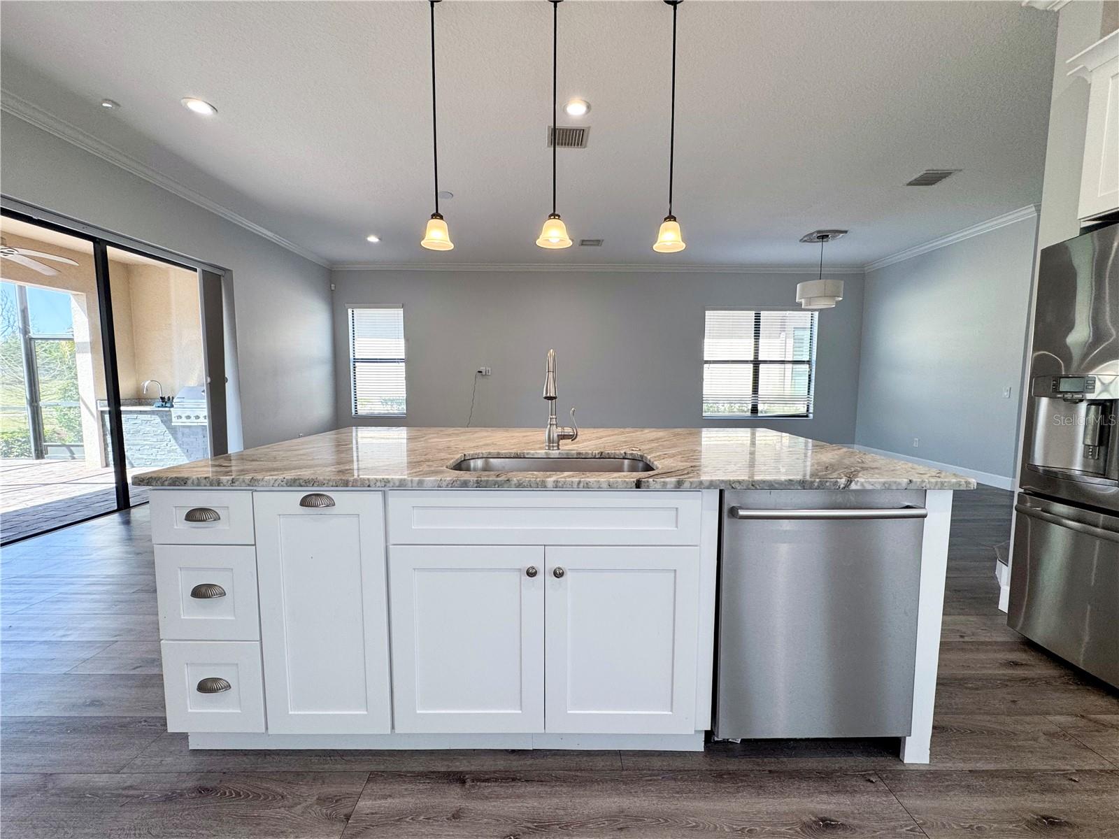 0579900; ESPLANADE PHASE I; LOT 110; PB 55/11 - Residential