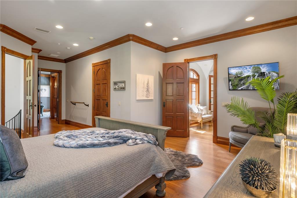 KEENES POINTE - Residential