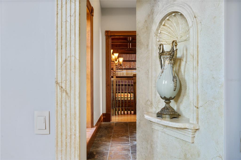 KEENES POINTE - Residential