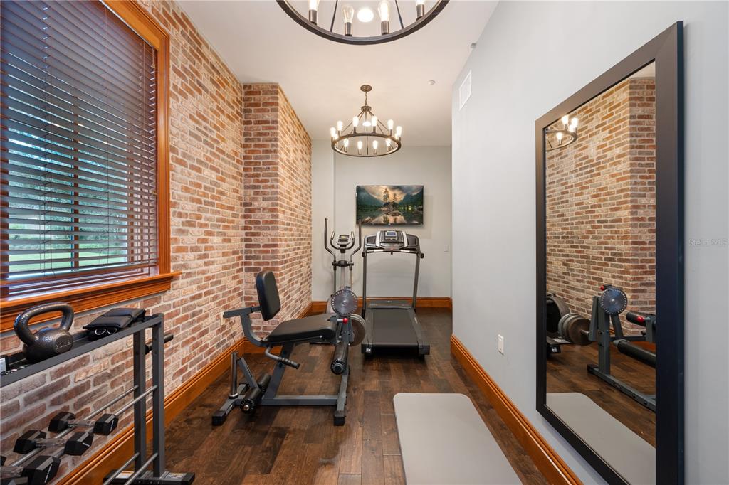 KEENES POINTE - Residential