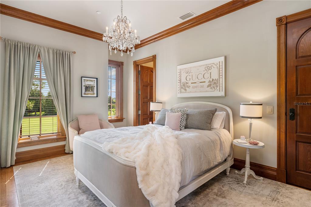 KEENES POINTE - Residential