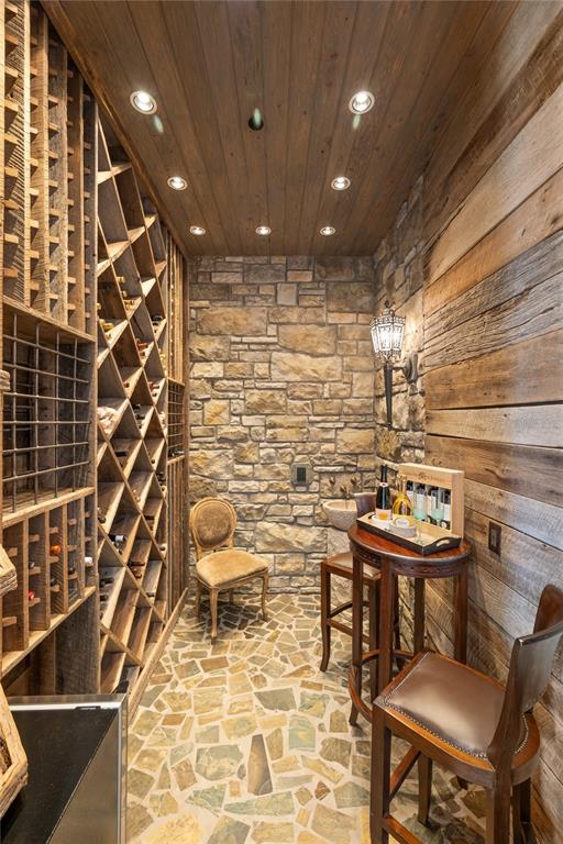 KEENES POINTE - Residential