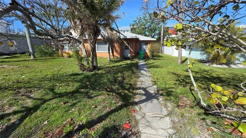 2206 AVENUE B BRADENTON BEACH FL 34217