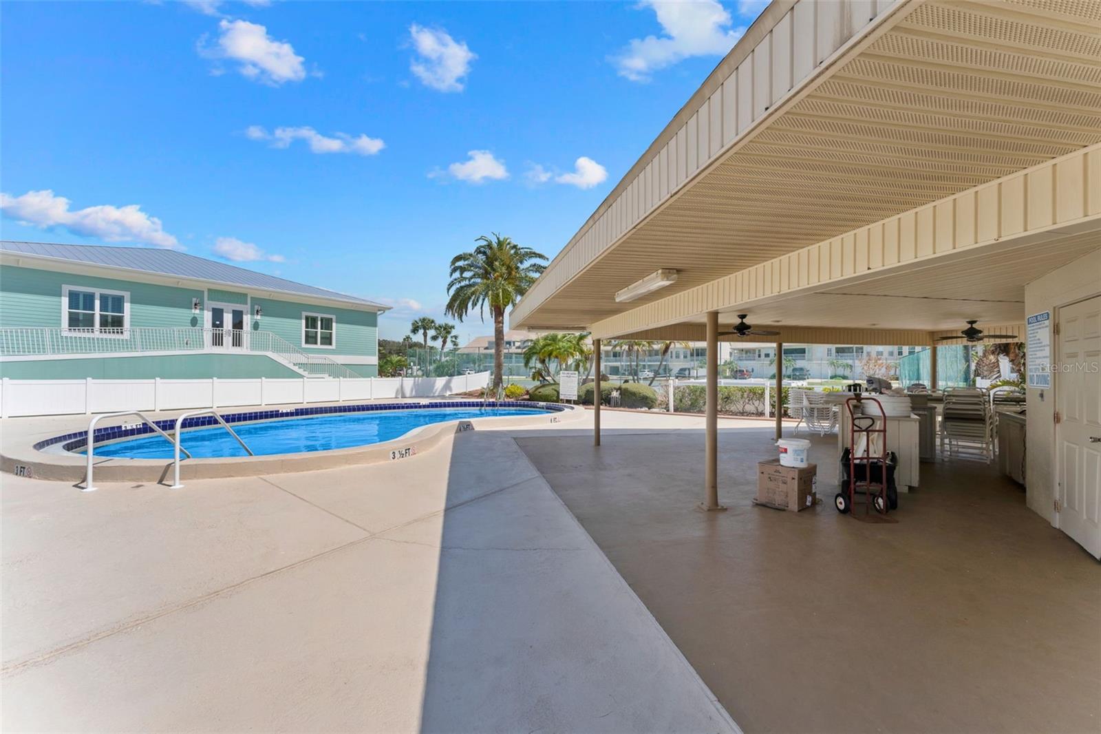 SAND PEBBLE POINTE CONDO 01 AMD 02 - Residential Lease