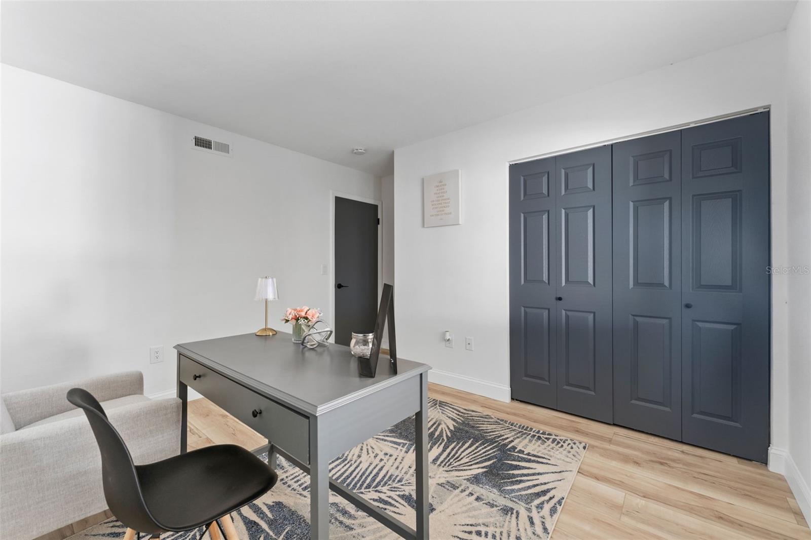 SAND PEBBLE POINTE CONDO 01 AMD 02 - Residential Lease