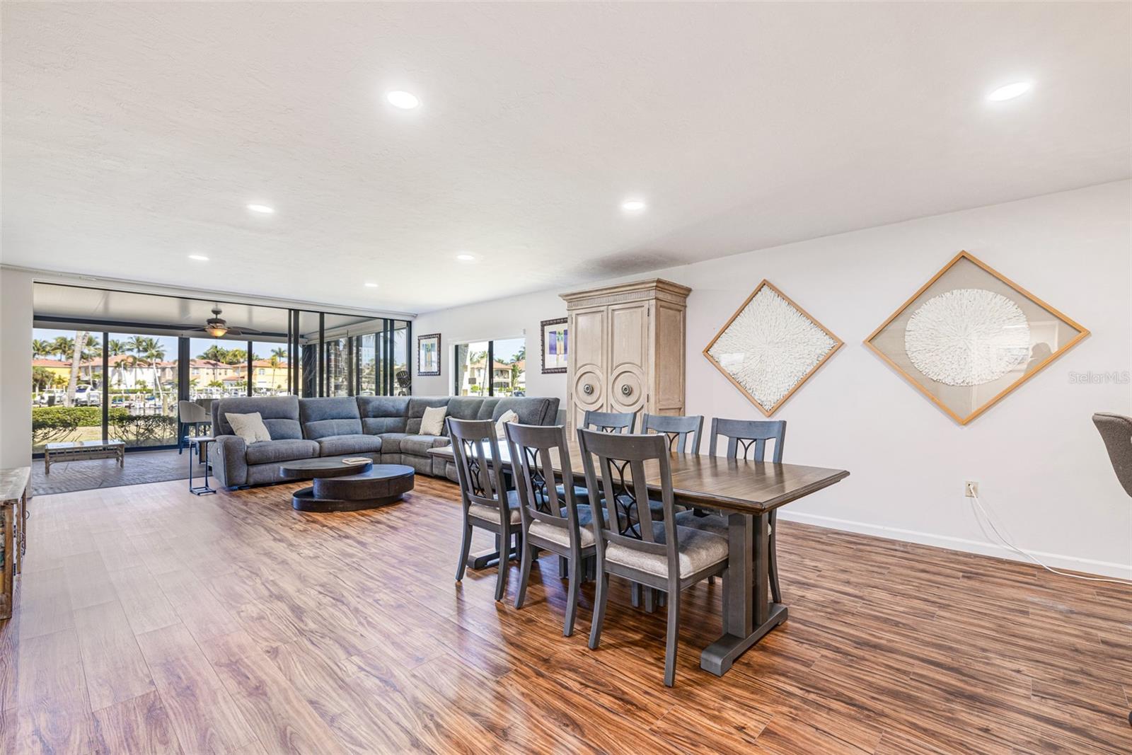 MARINA SOUTH SHORE CONDO - Residential